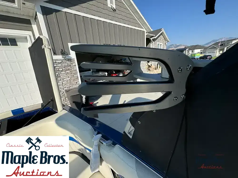 2015 Malibu 24 MXZ