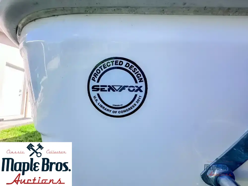 2022 Sea Fox Commander 228