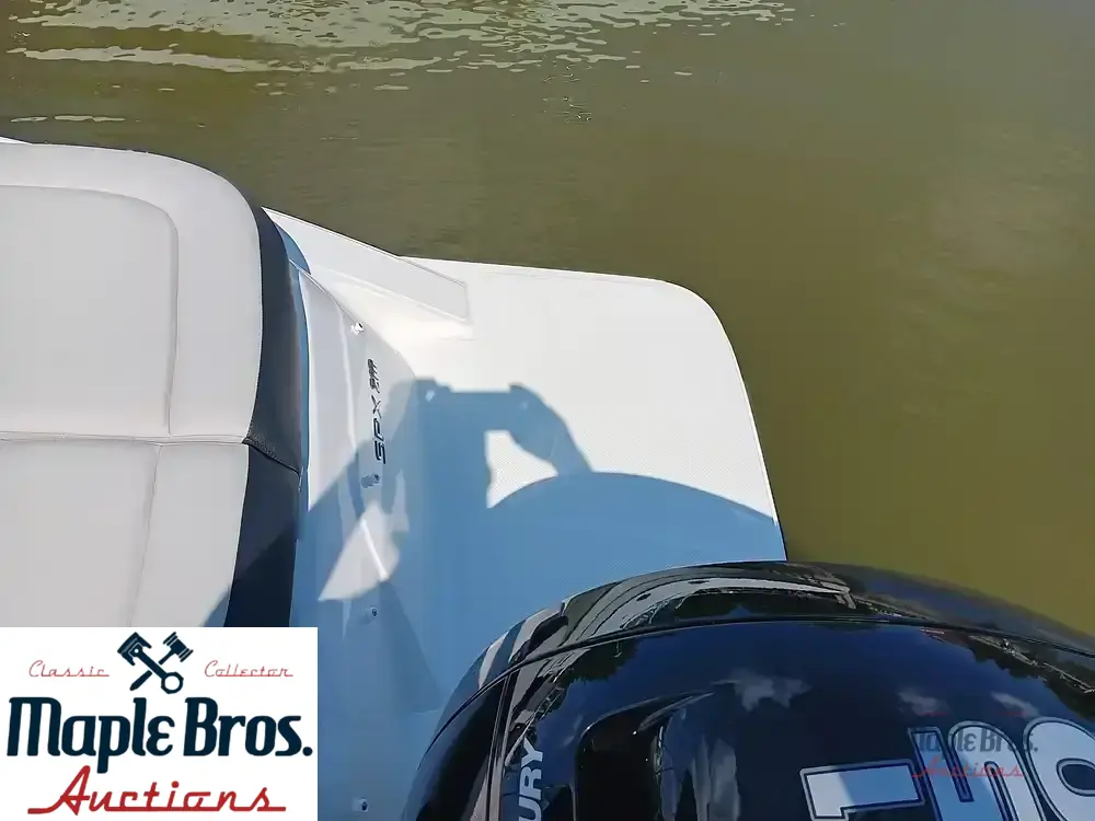 2023 Sea Ray SPX 210 O/B