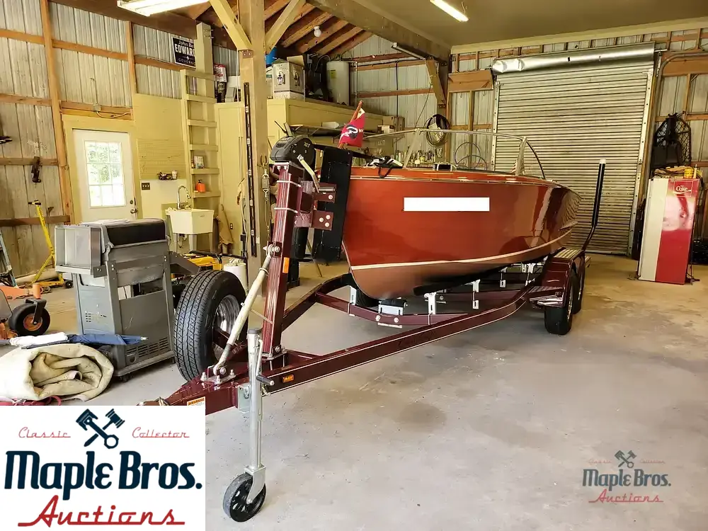 1955 Chris-Craft Holiday 18