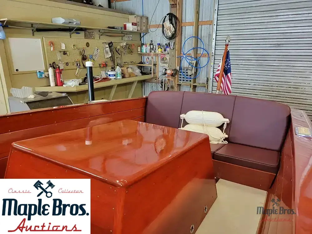 1955 Chris-Craft Holiday 18