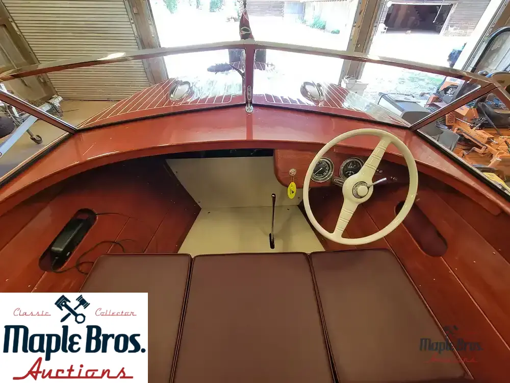 1955 Chris-Craft Holiday 18