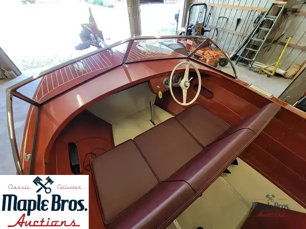1955 Chris-Craft Holiday 18
