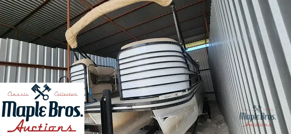 2021 SunCatcher Elite 322C Saltwater Series