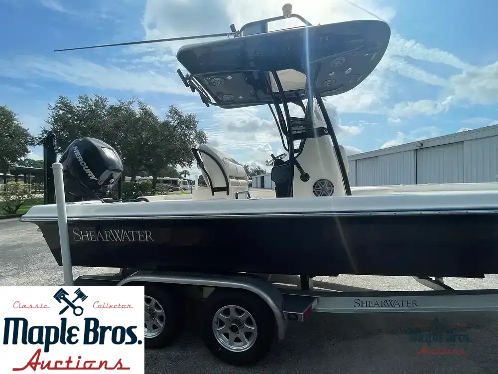2018 Shearwater 25 LTZ Limited Edition