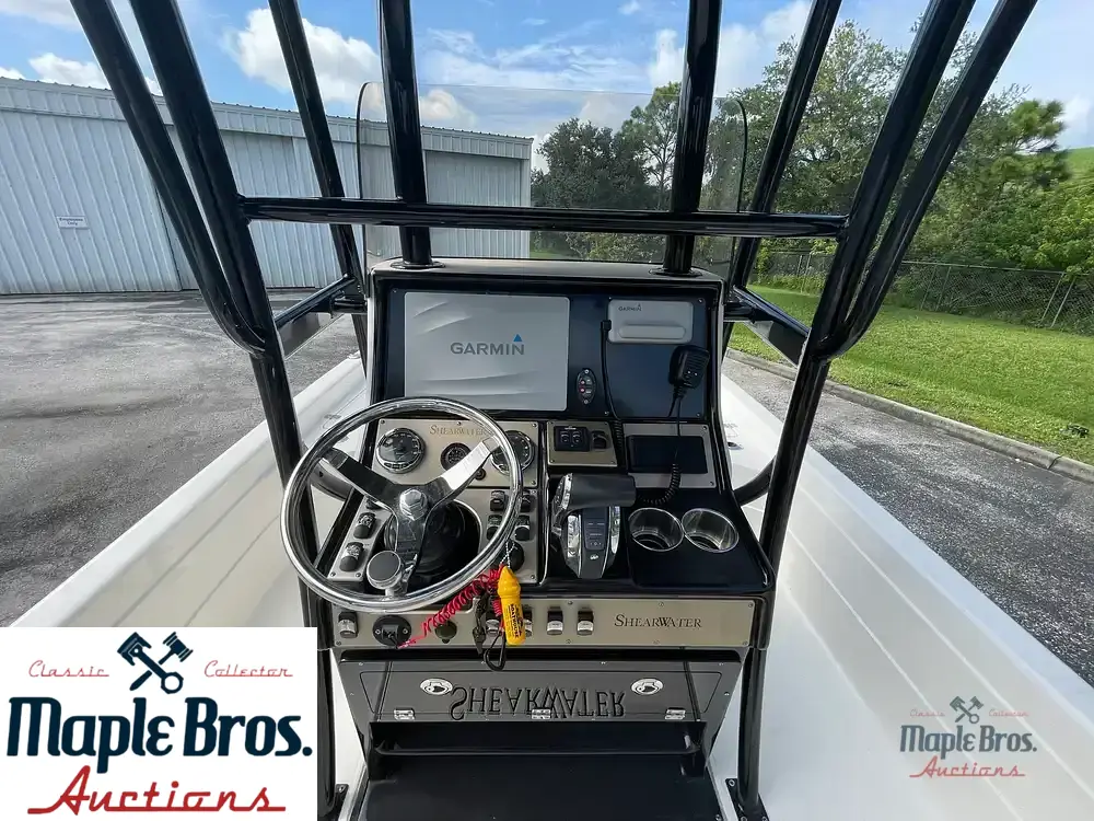 2018 Shearwater 25 LTZ Limited Edition