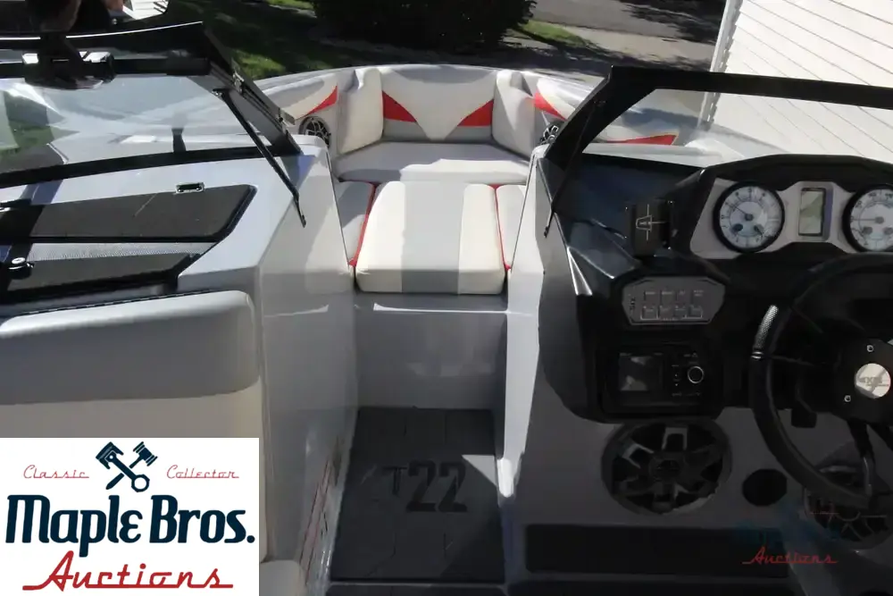 2021 Axis T22