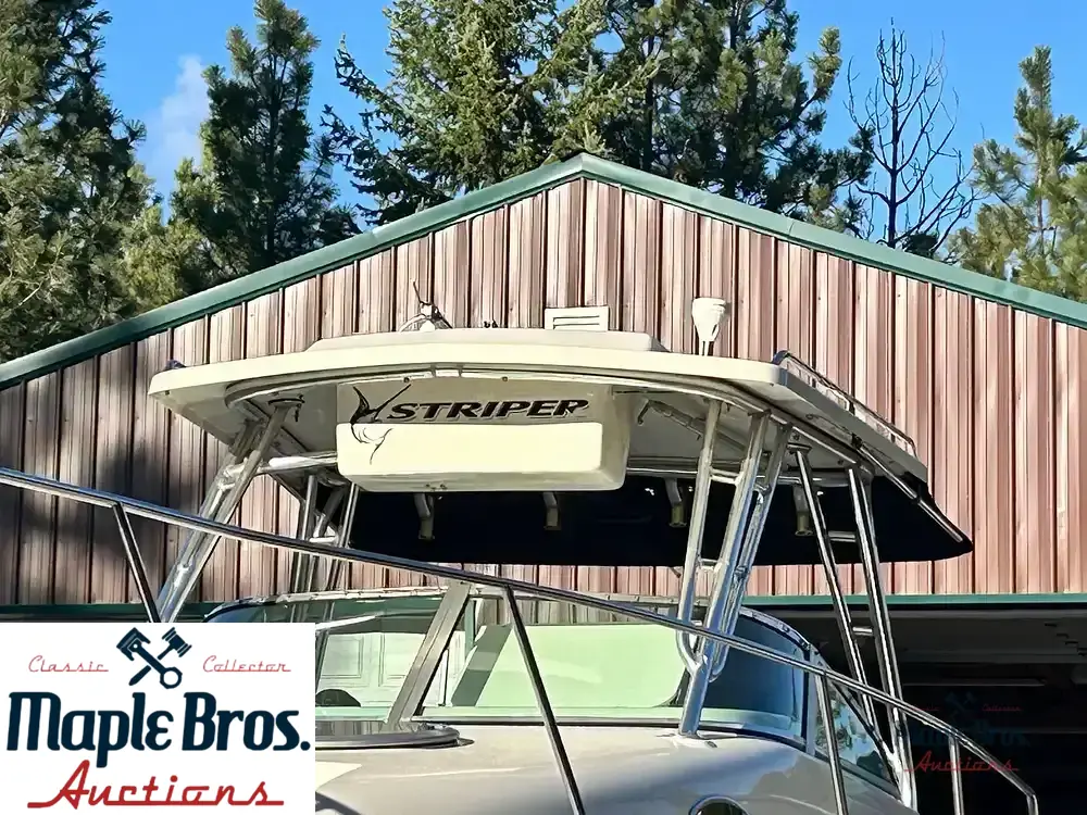 2005 Seaswirl Striper 2601 WA