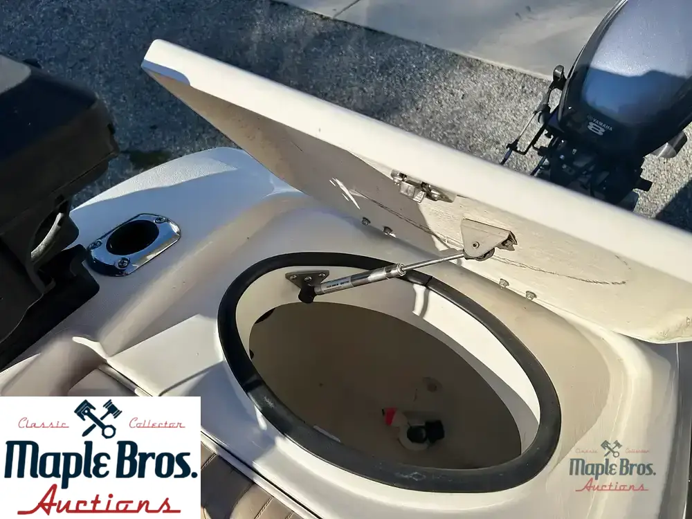 2005 Seaswirl Striper 2601 WA