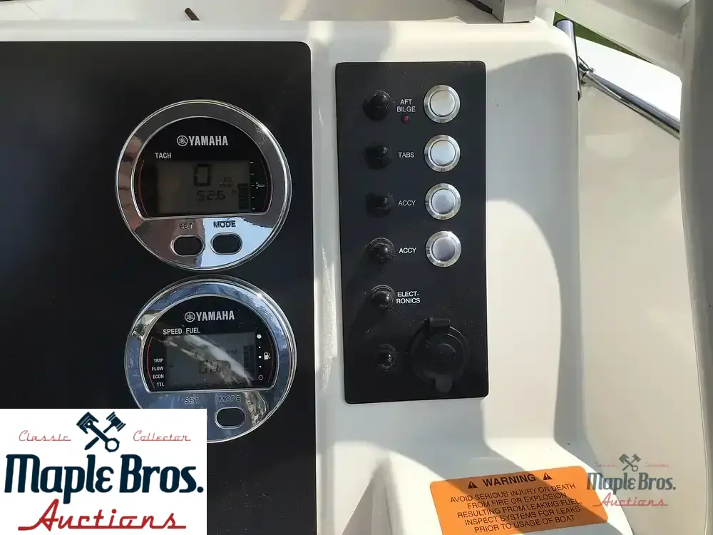 2024 Robalo 202ex