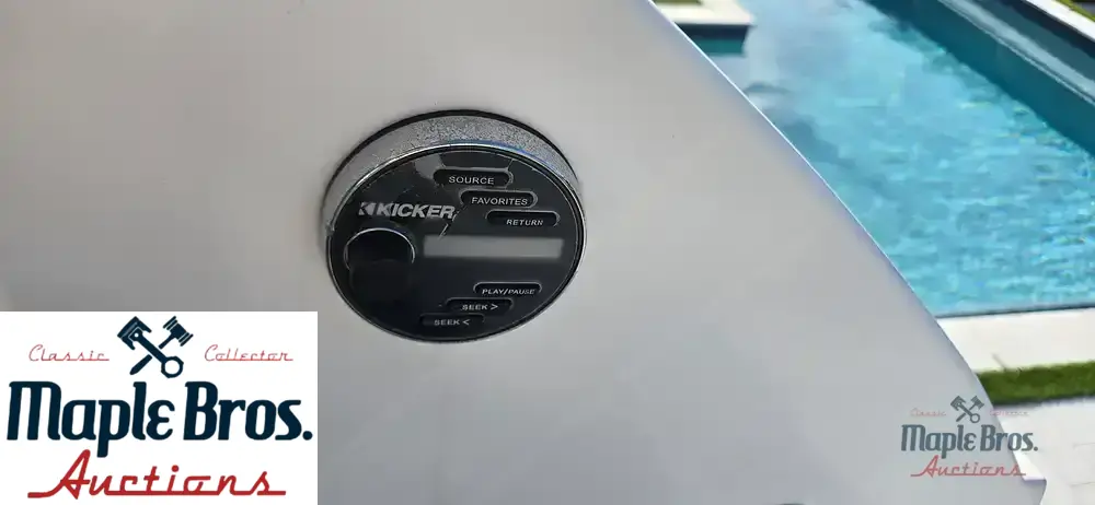 2018 Rinker 290 EX