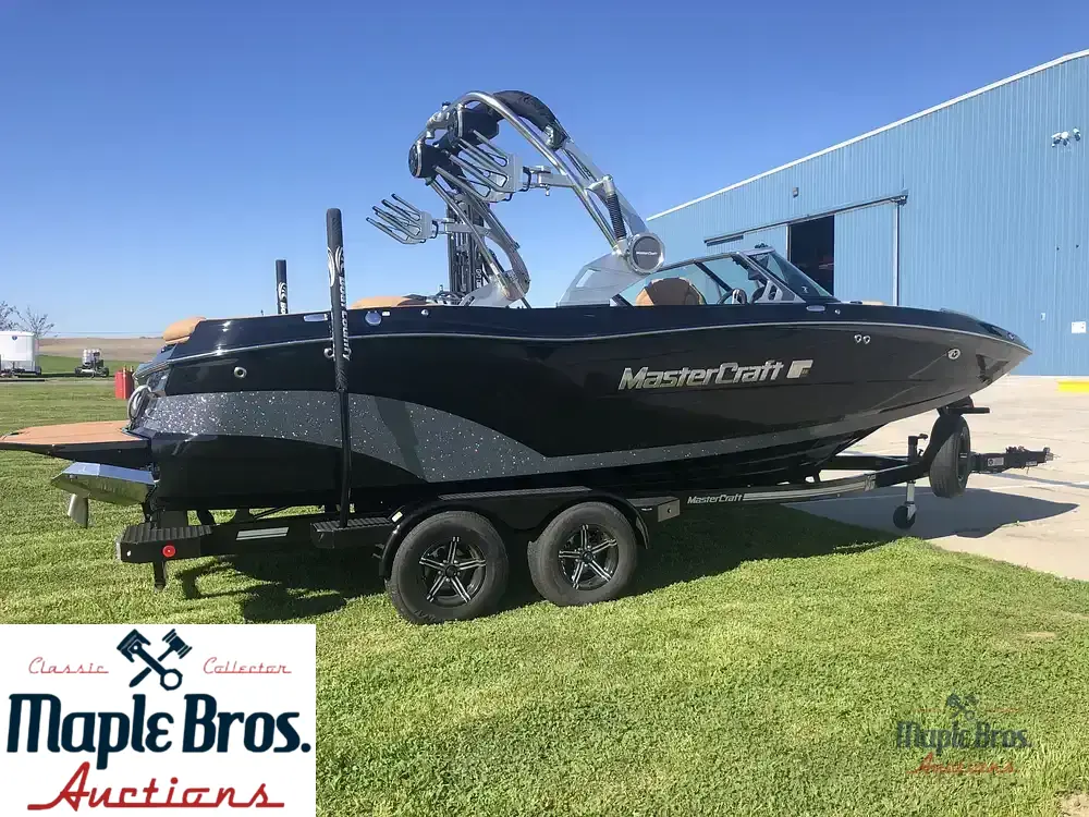2021 Mastercraft XT22