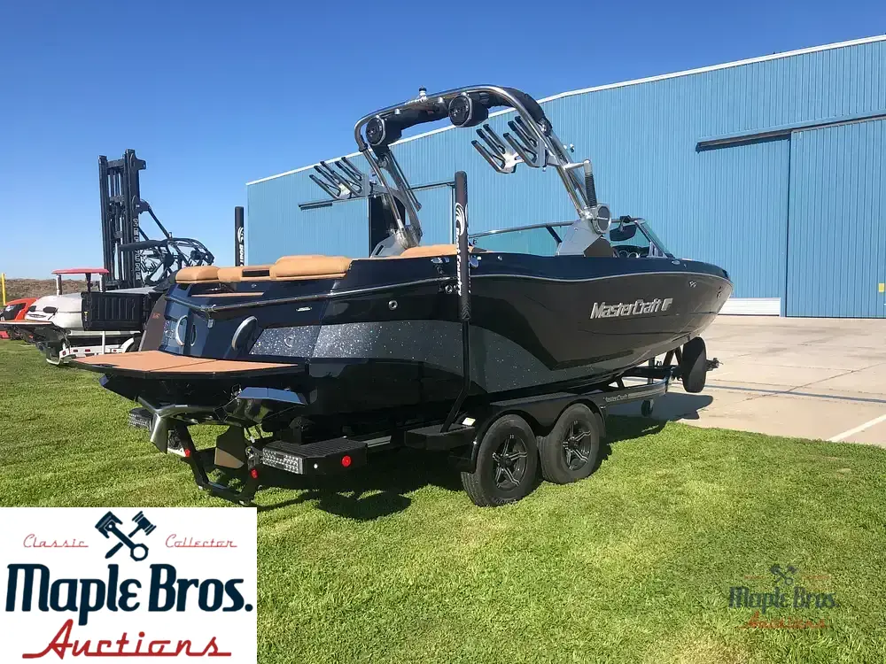 2021 Mastercraft XT22