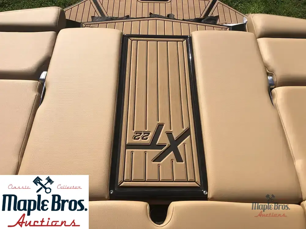 2021 Mastercraft XT22