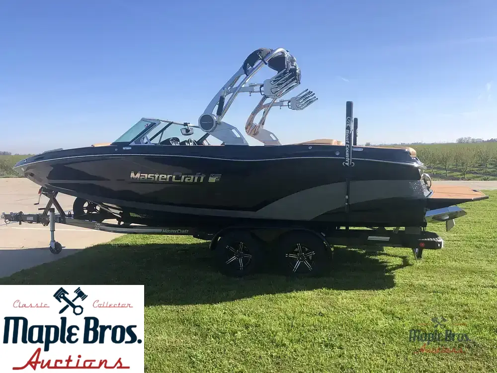 2021 Mastercraft XT22