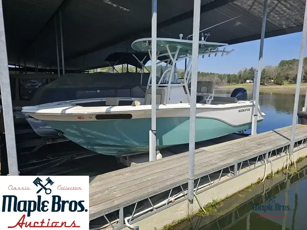 2018 Sea Fox 226 Commander