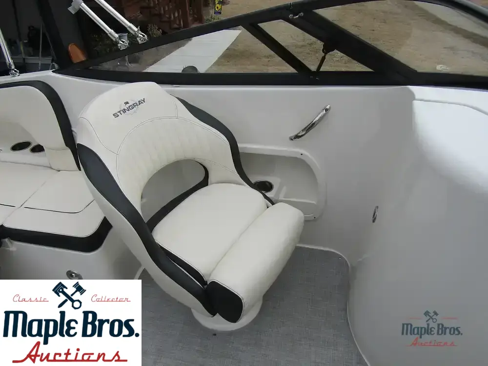 2023 Stingray 231 DC