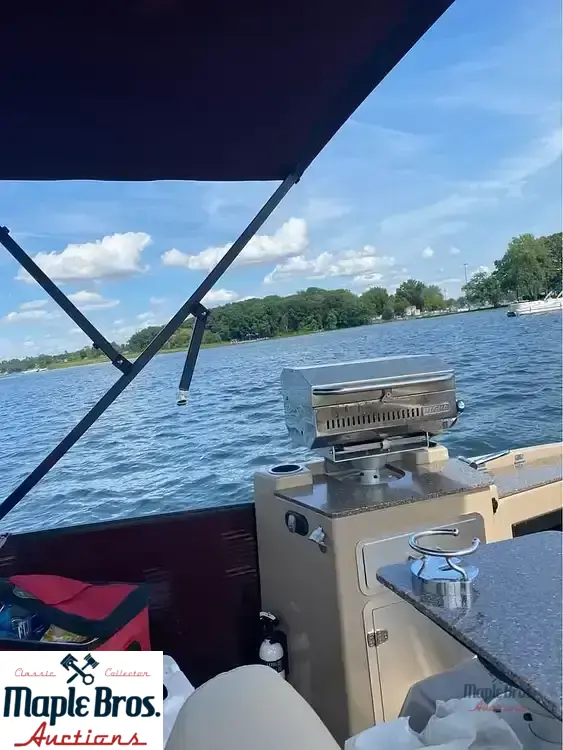 2018 Godfrey Pontoon San Pan 2500 WB