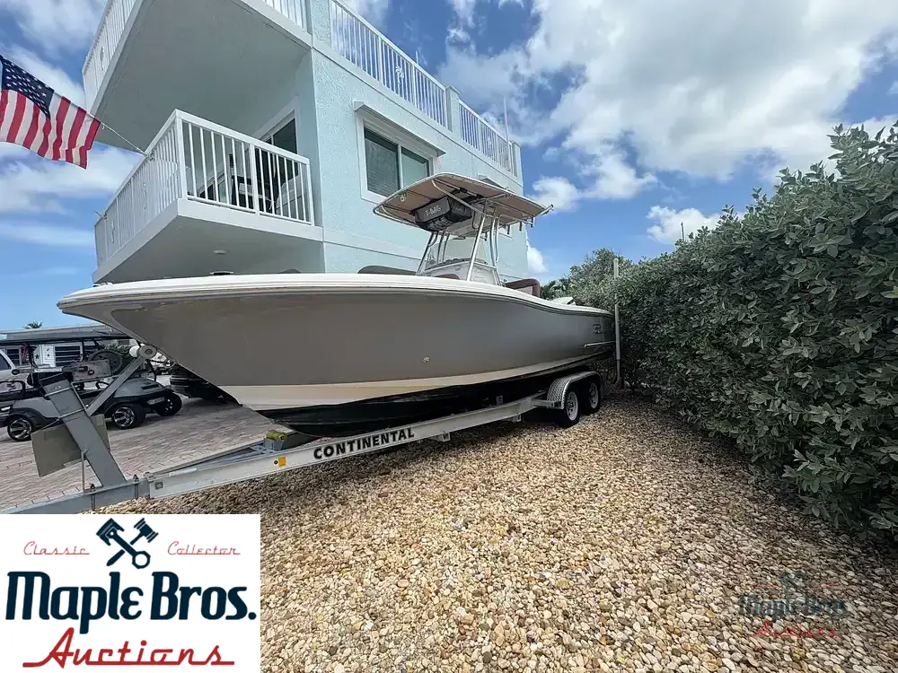 2022 Pioneer 222 Sportfish