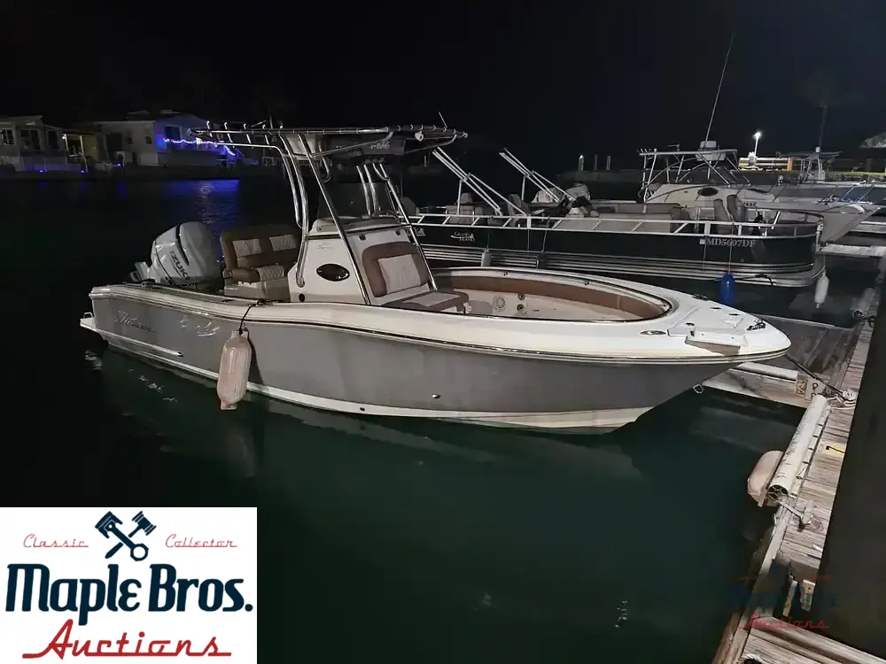 2022 Pioneer 222 Sportfish