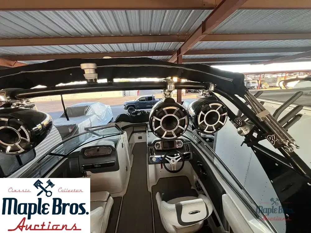 2016 Chaparral 257 SSX