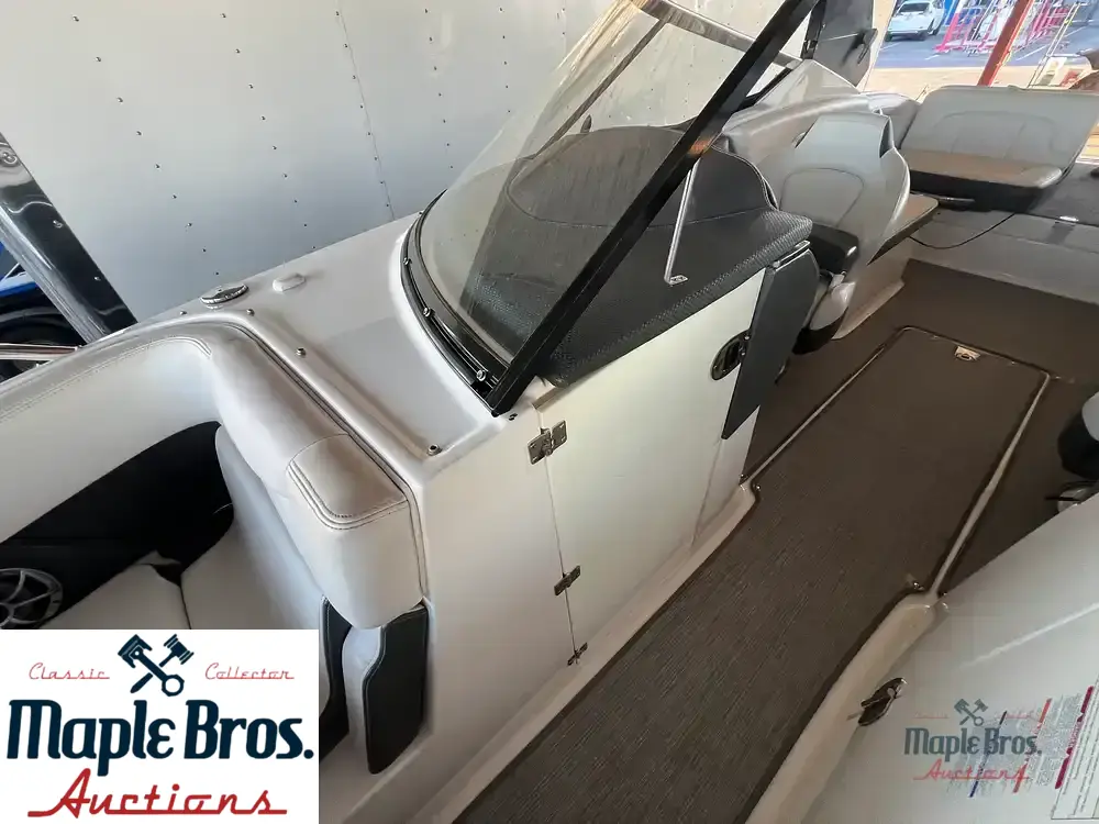 2016 Chaparral 257 SSX