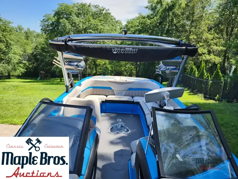 2013 Malibu 24mxz Wakesetter