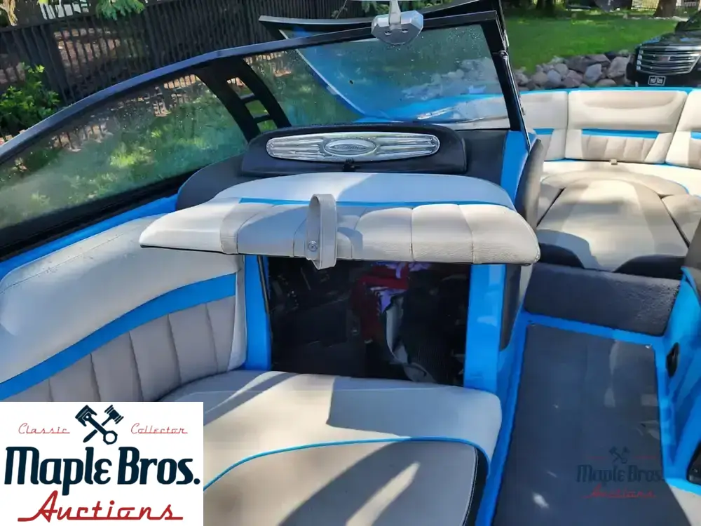 2013 Malibu 24mxz Wakesetter