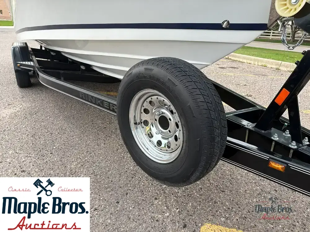 2018 Rinker Q5