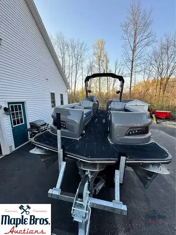 2019 Manitou X-Plode 27 XT SHP