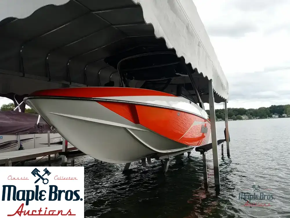 2017 Malibu Wakesetter 21 VLX