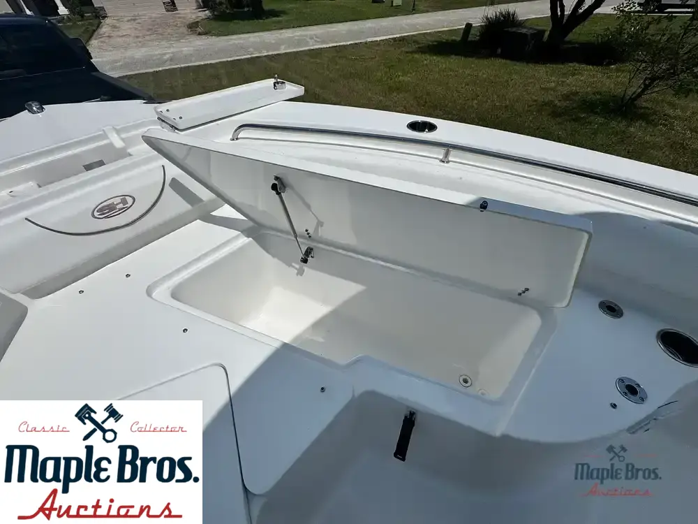 2018 Sea Hunt Ultra 235 SE