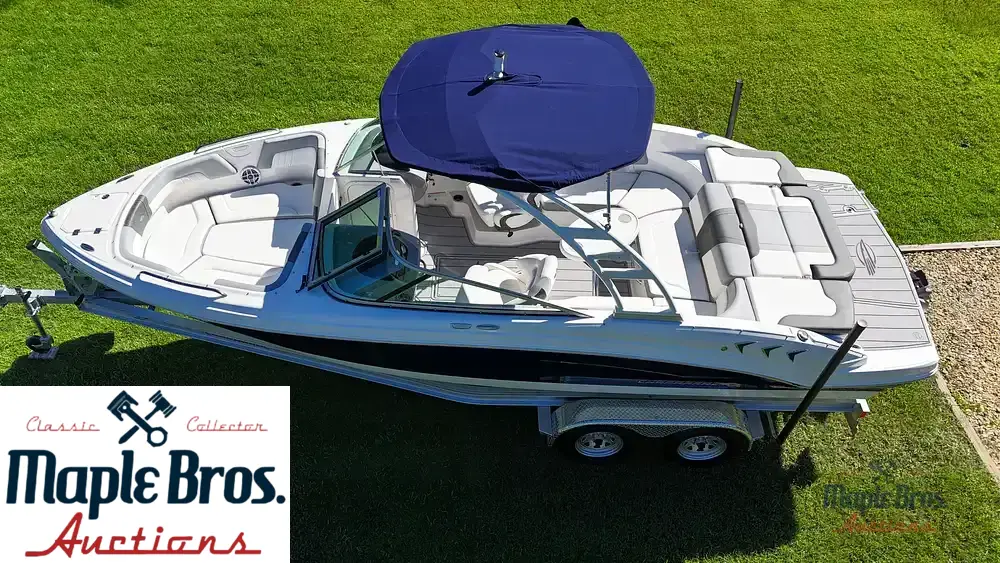 2023 Chaparral 23SSI