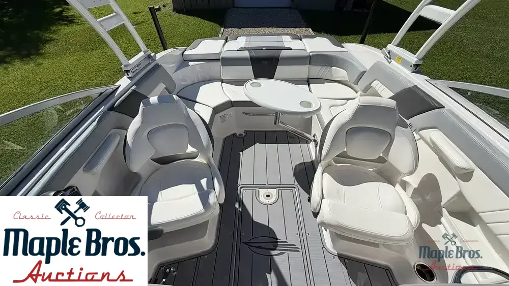 2023 Chaparral 23SSI