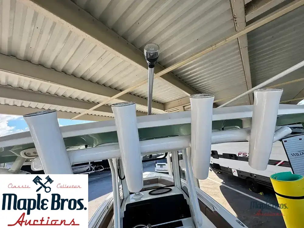 2023 Sea Hunt Ultra 239 SE