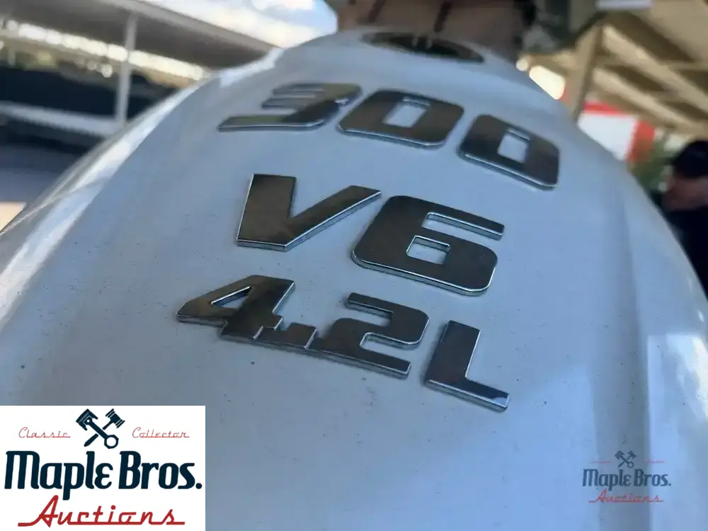 2023 Sea Hunt Ultra 239 SE