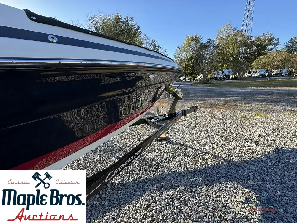 2023 Crownline 240 SS