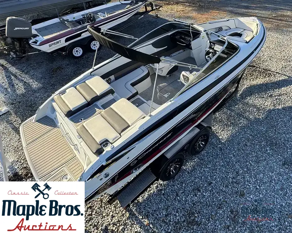 2023 Crownline 240 SS