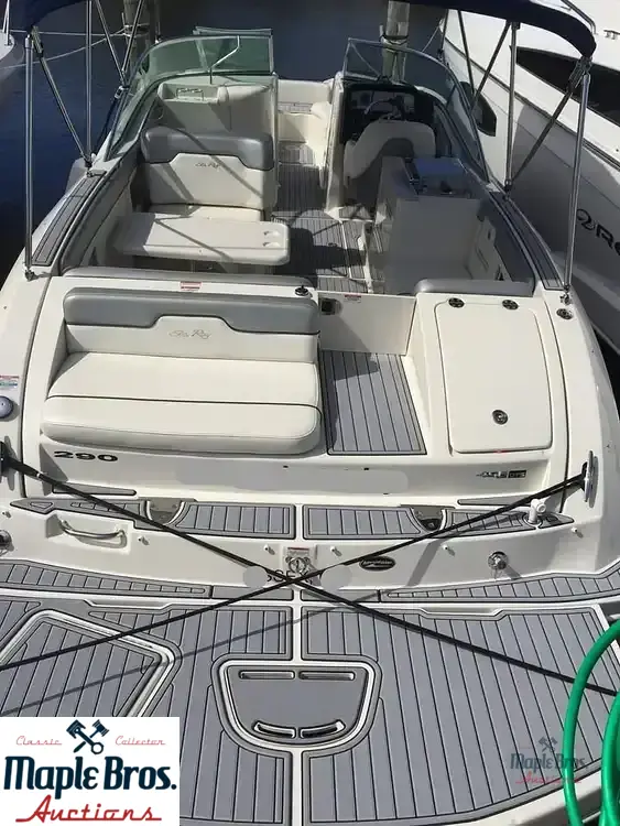 2008 Sea Ray 290 Sundeck