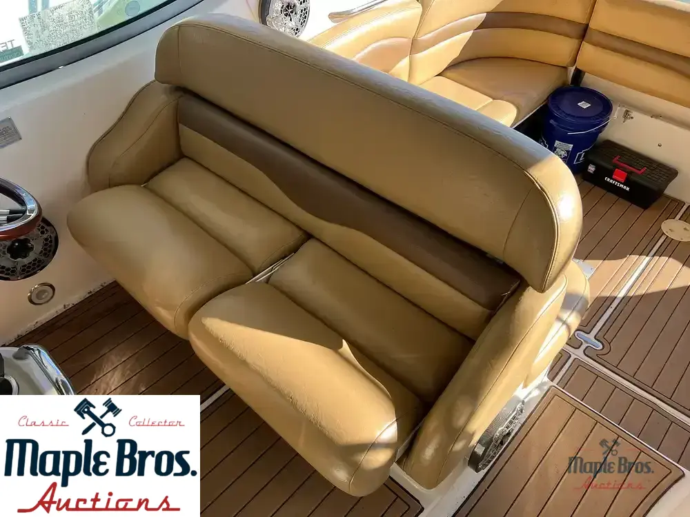 2005 Chaparral 310 Signature