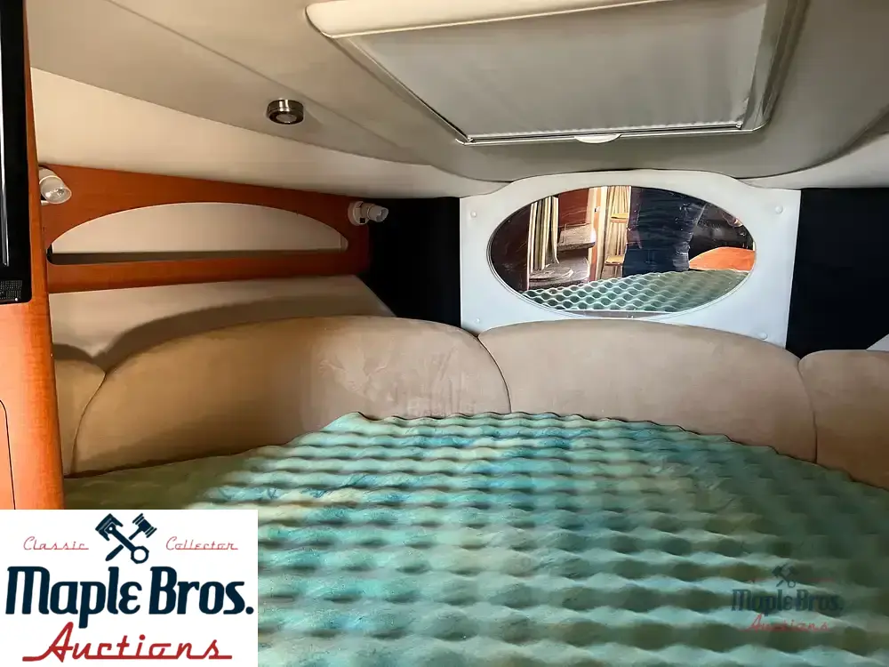 2005 Chaparral 310 Signature