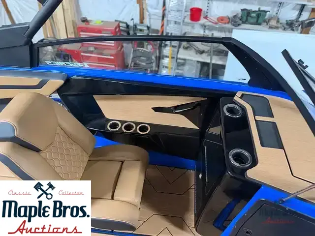 2025 Yamaha 222xe
