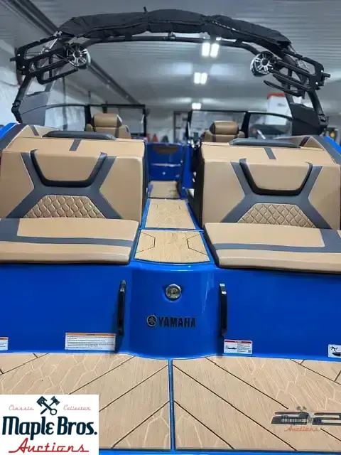 2025 Yamaha 222xe