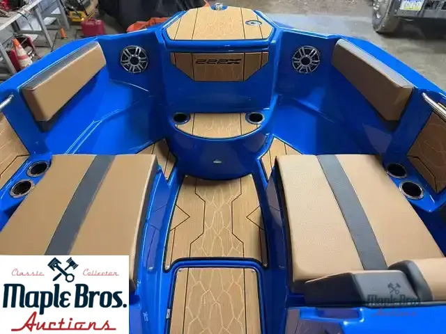 2025 Yamaha 222xe