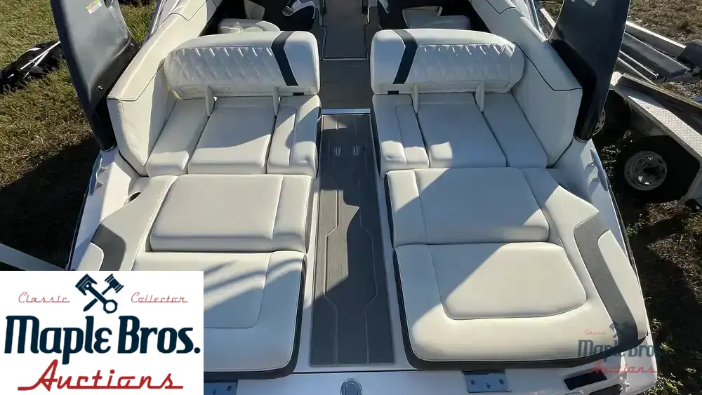 2018 Regal 2300