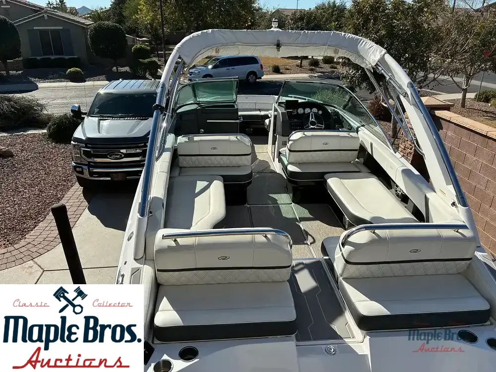 2019 Regal 2800