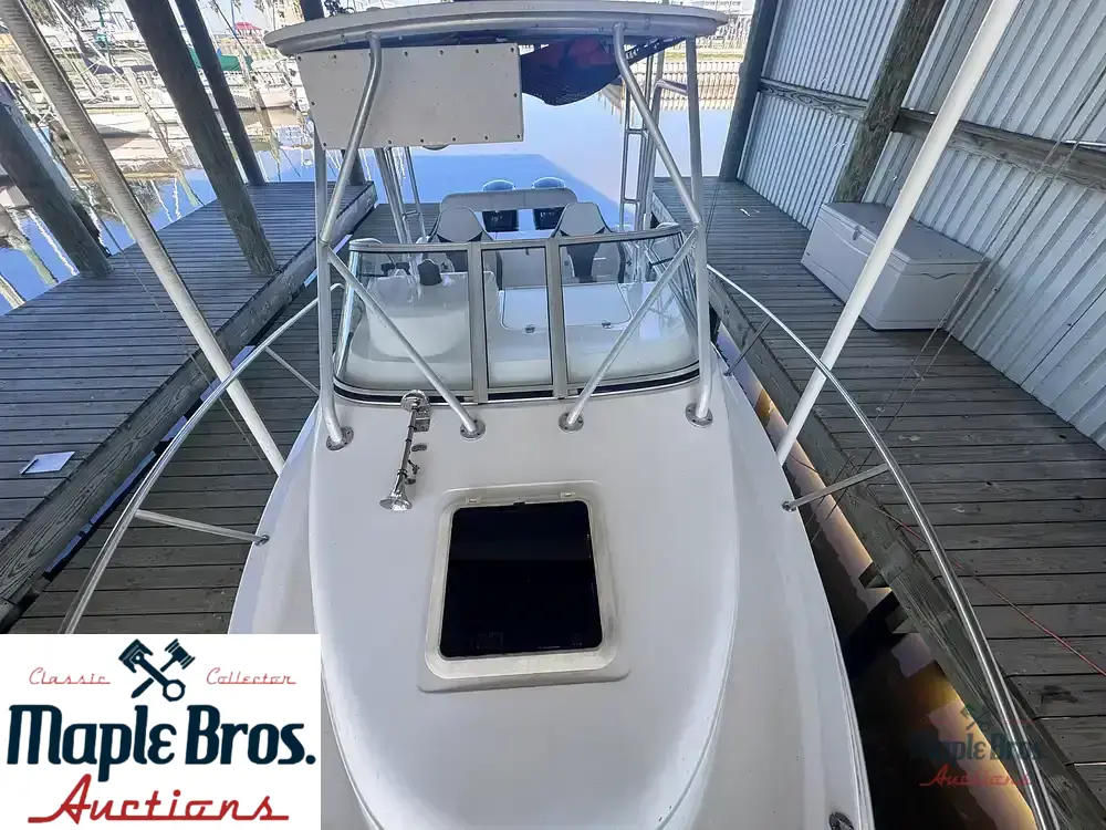 2001 Cobia 250WA