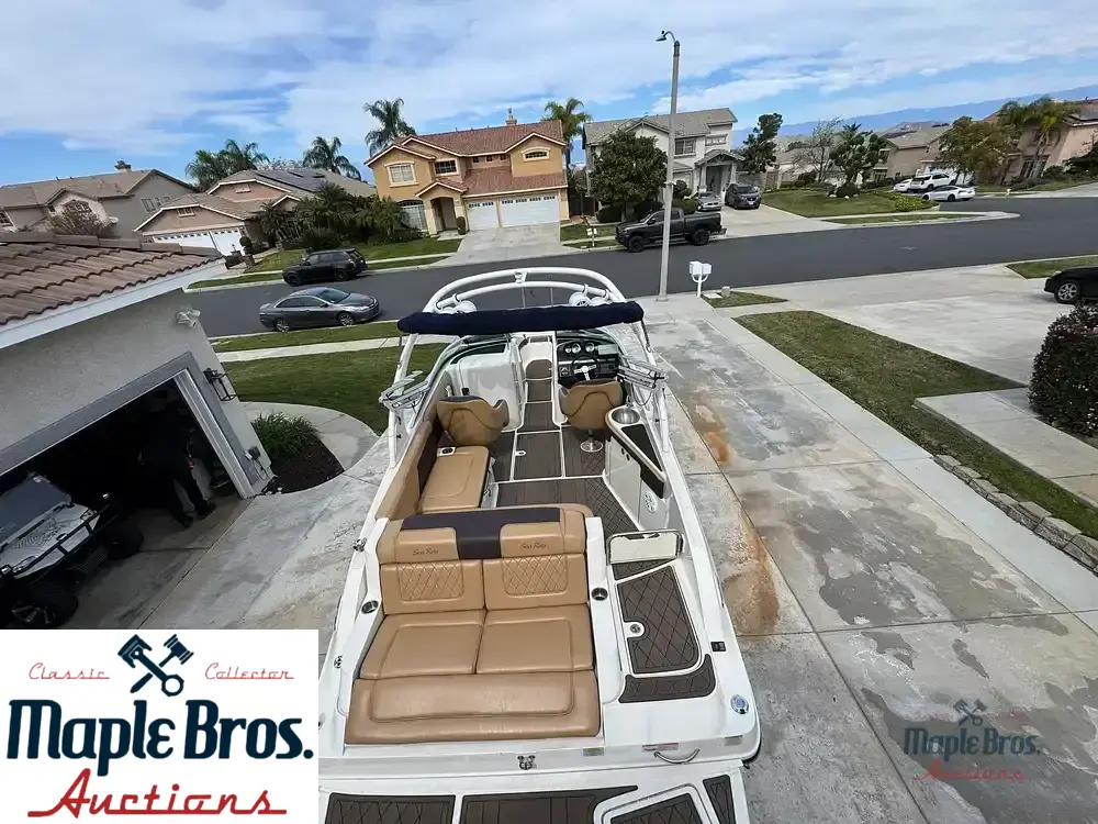 2013 Sea Ray 260 Sundeck
