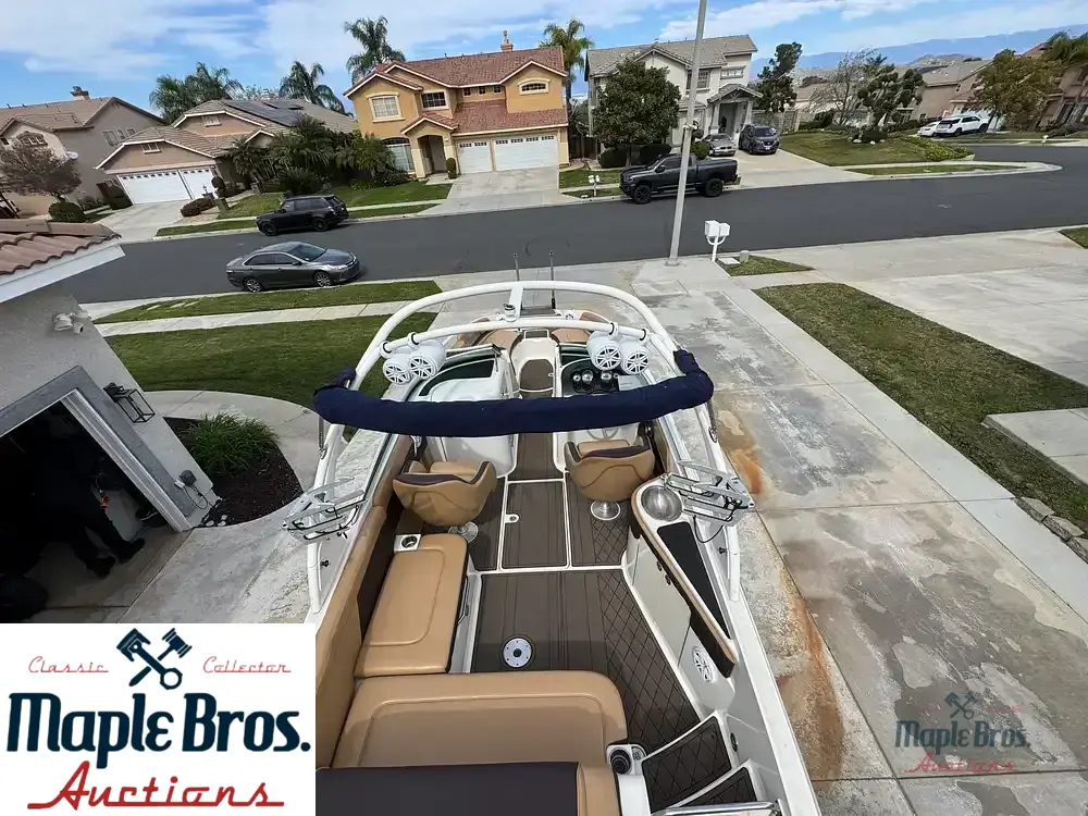 2013 Sea Ray 260 Sundeck