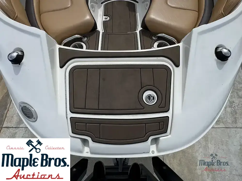 2013 Sea Ray 260 Sundeck